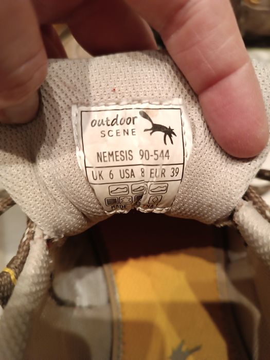 Buty sportowe outdoorowe 39