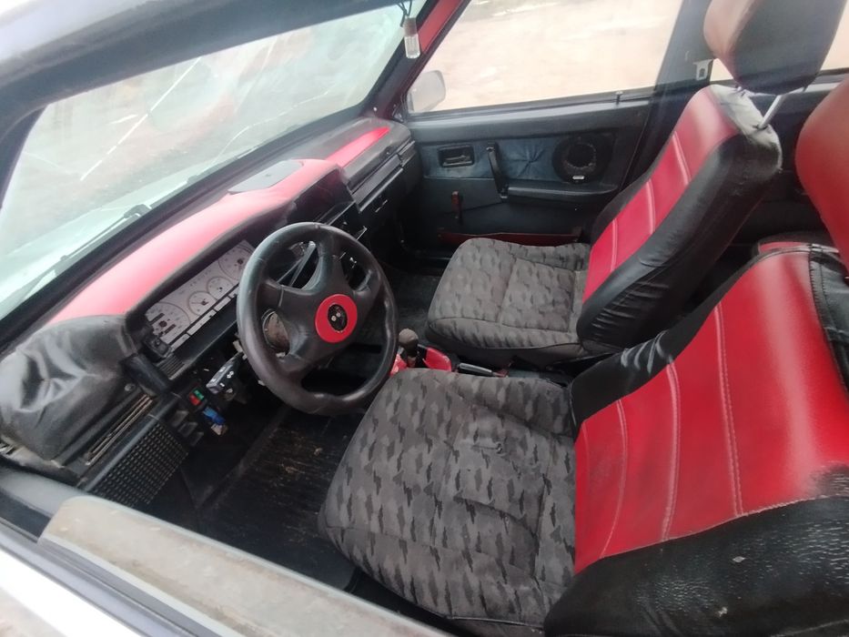 Продам ВАЗ 2199 на ходу