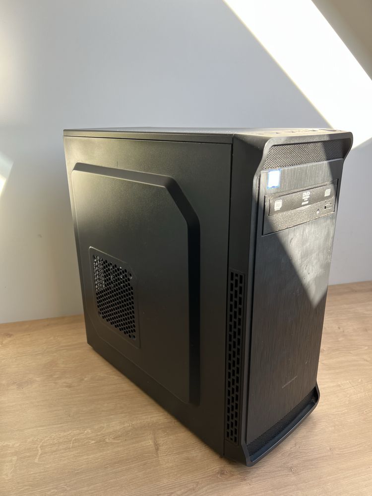komputer stacjonarny i5-7400/16 GB RAM/GTX 1050Ti/1,1TB SSD+HDD