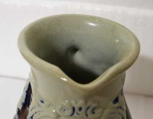 Dzbanek ozdobny , ceramiczny z przed lat z miasta Cochem , 0,5 L