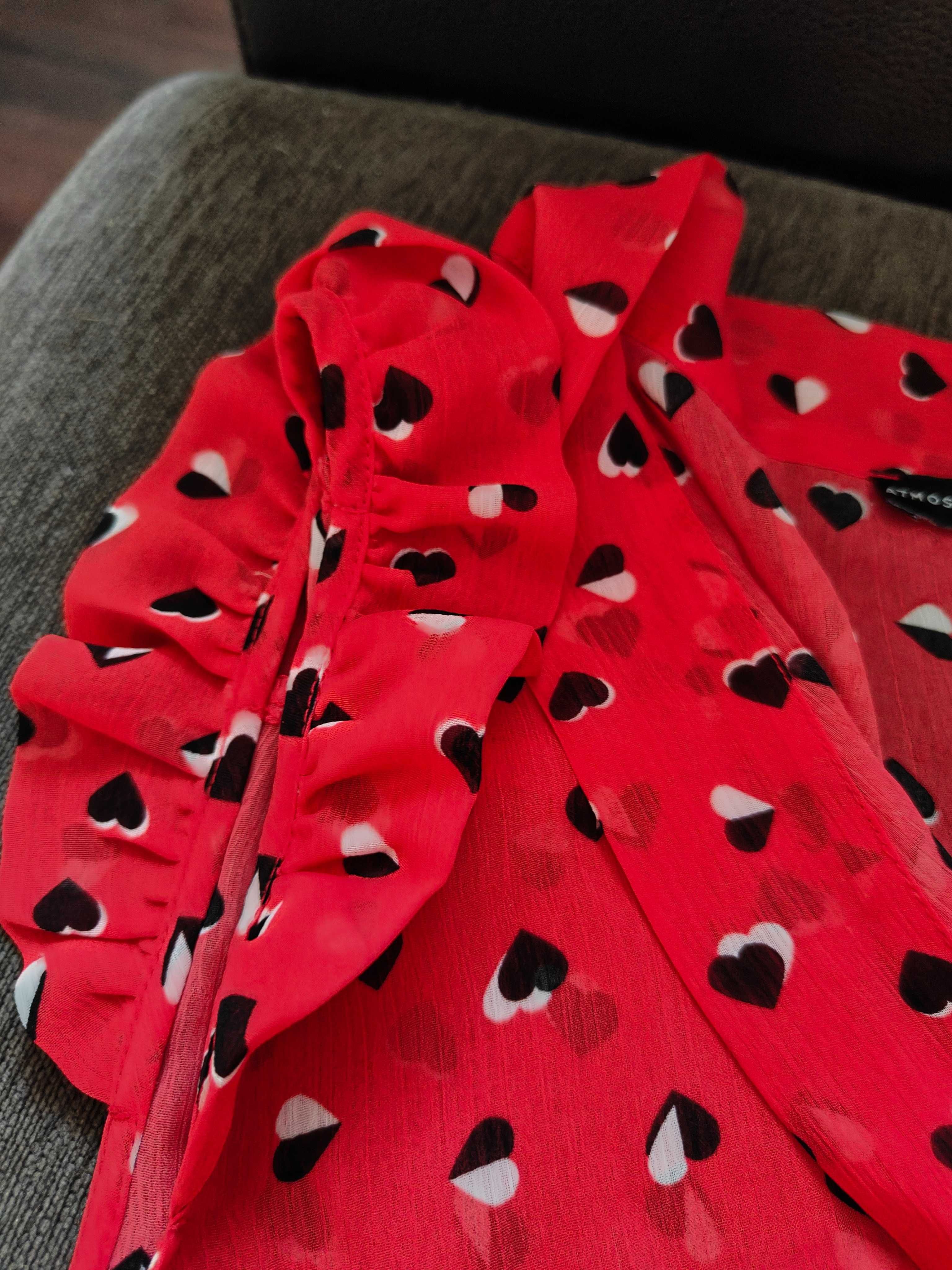 Top vermelho com corações