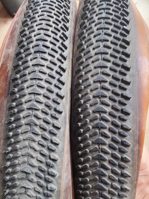 Komplet opon Schwalbe G-One R 40 mm Tubeless