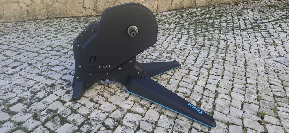 TACX Flux 2 Smart . Rolo interativo