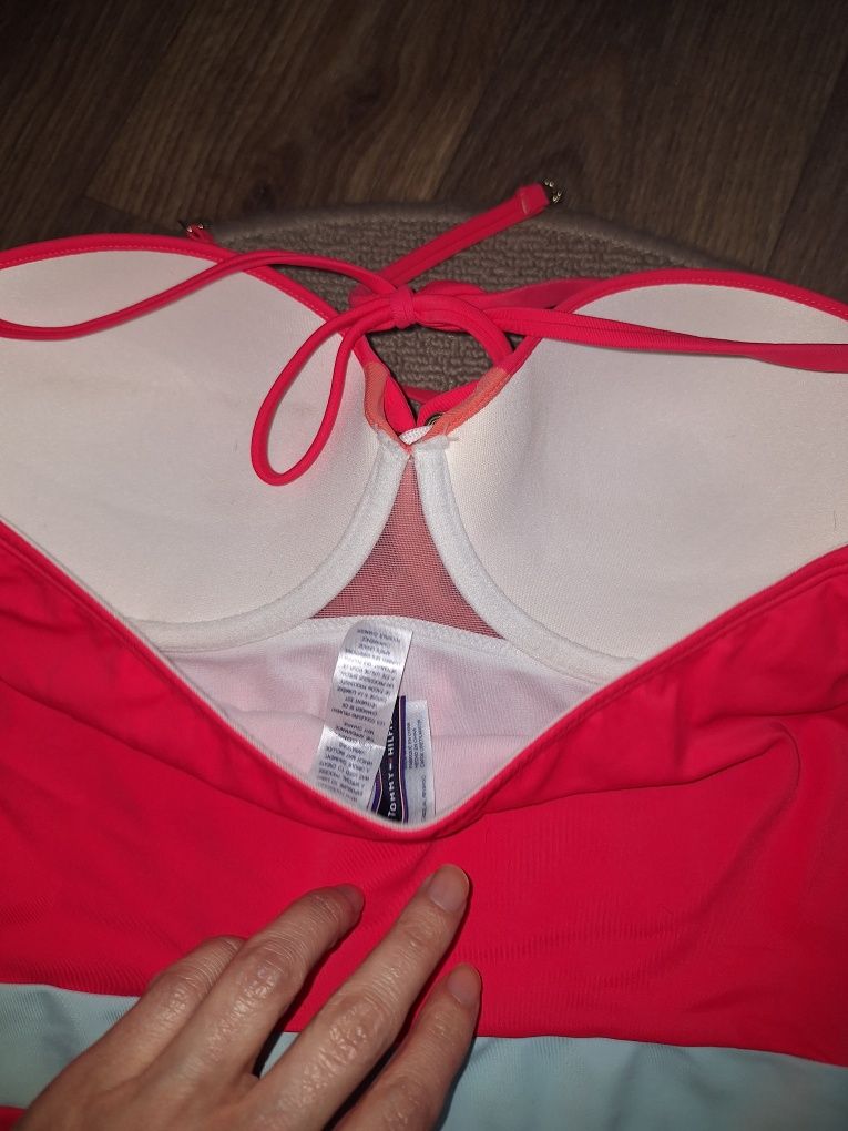 Продам купальник Tommy Hilfiger