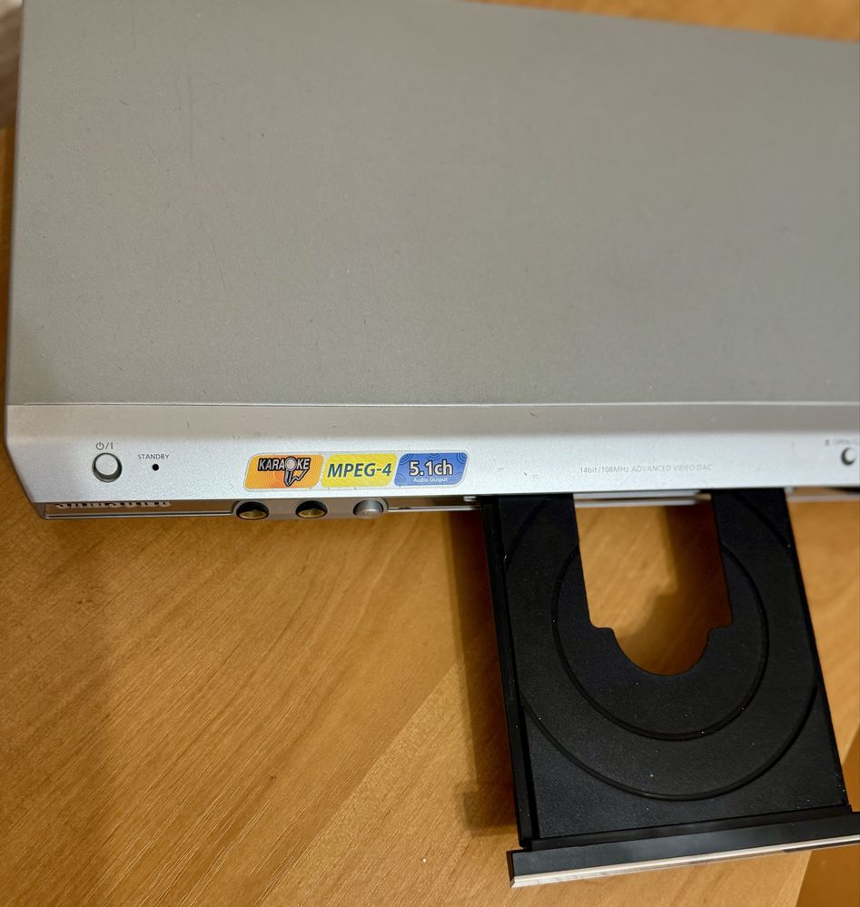 DVD програвач Samsung