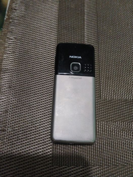 Безкоштовно віддам телефон нокія