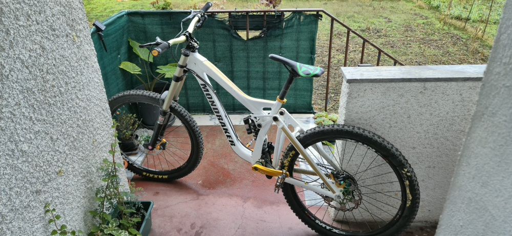 Bicicleta Mondraker