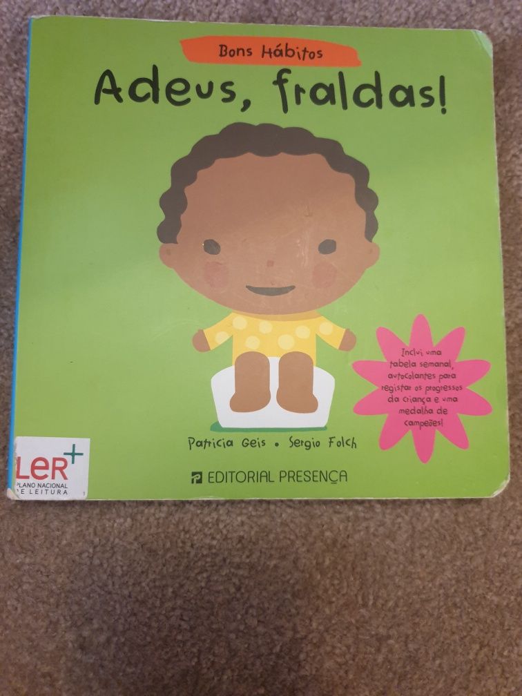 Vários livros em otimo estado!!