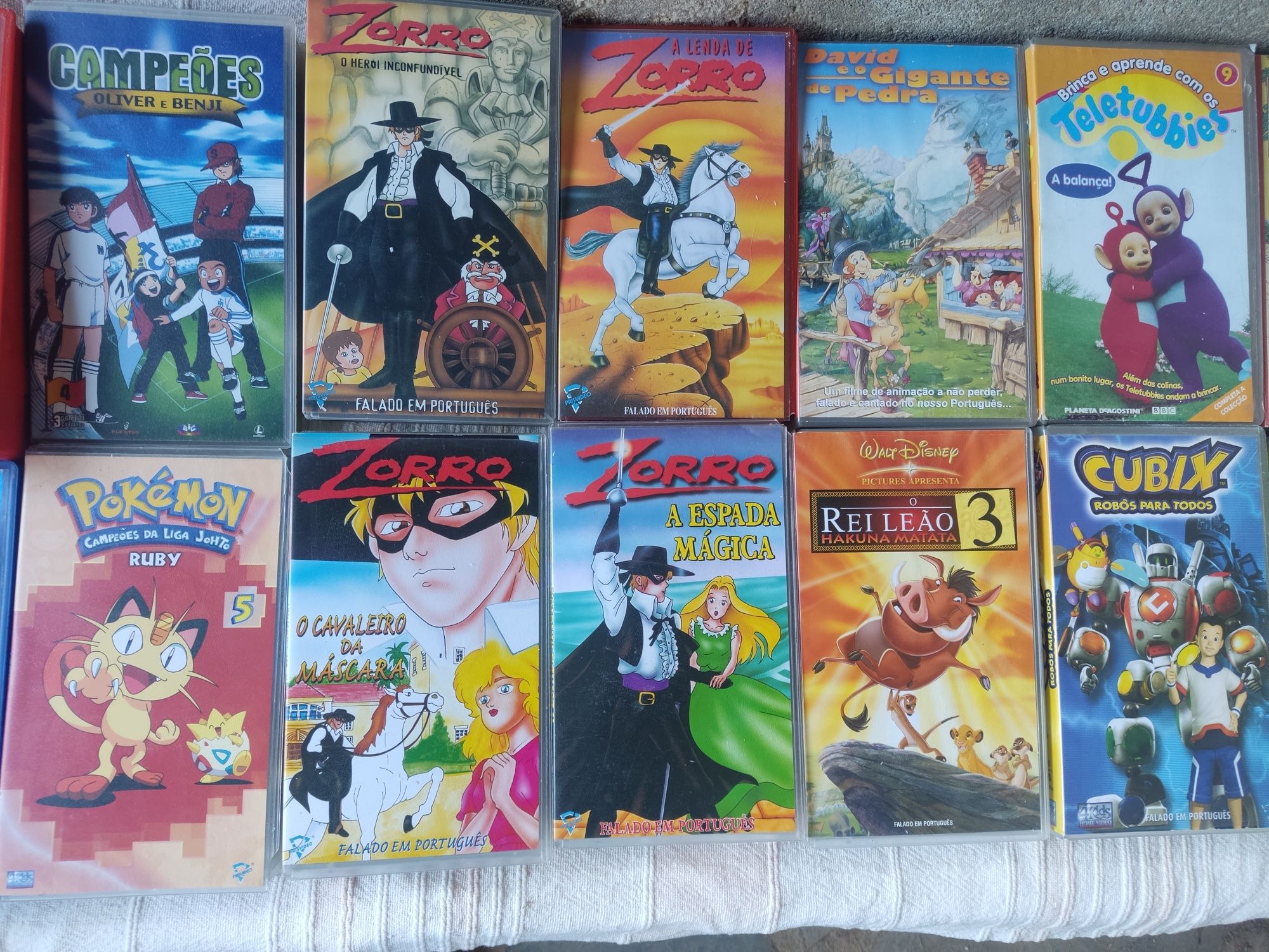 Lote 62 VHS e leitor VHS
