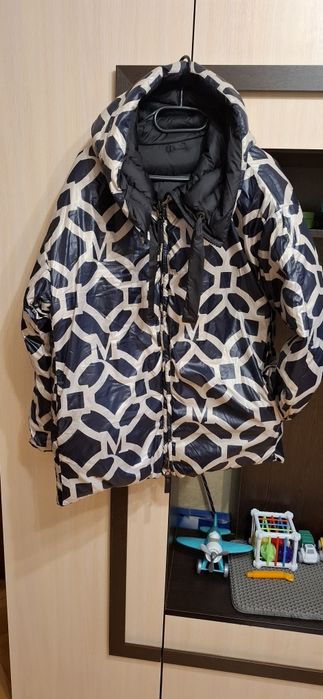 Жіноча зимова куртка