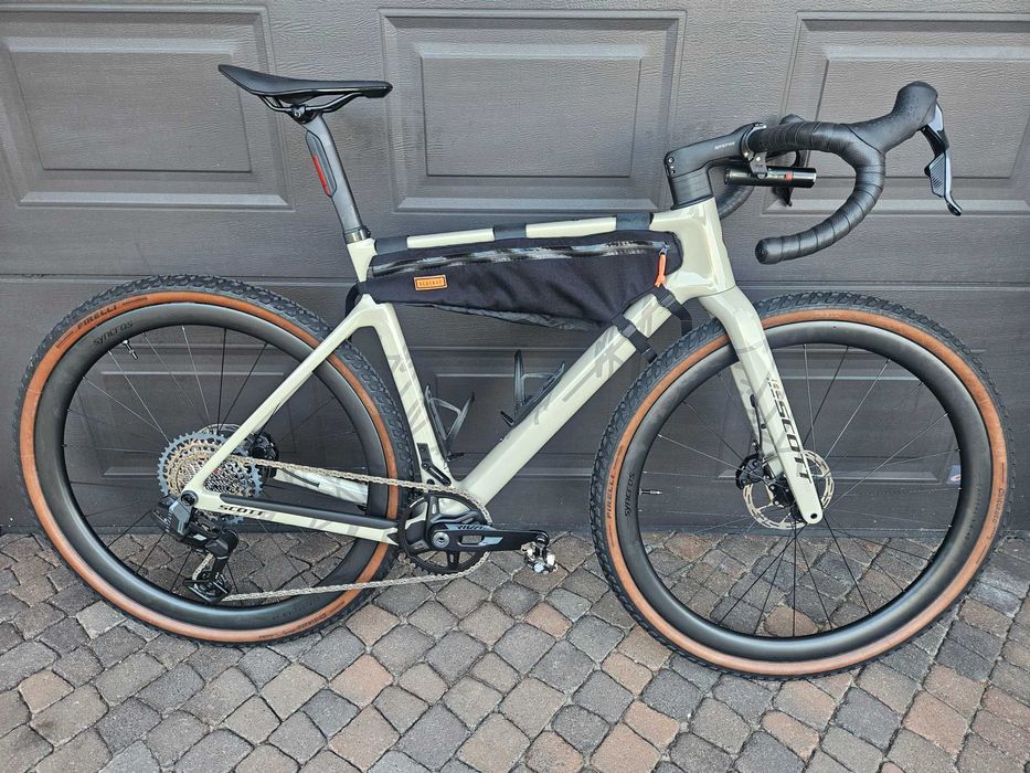 Wypożyczalnia - rower SCOTT Addict Gravel 20 - rozmiar M