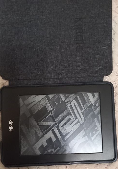 Електронна книжка Amazon 2012