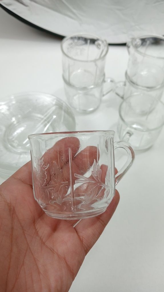 Conjunto de chávenas e pires de café