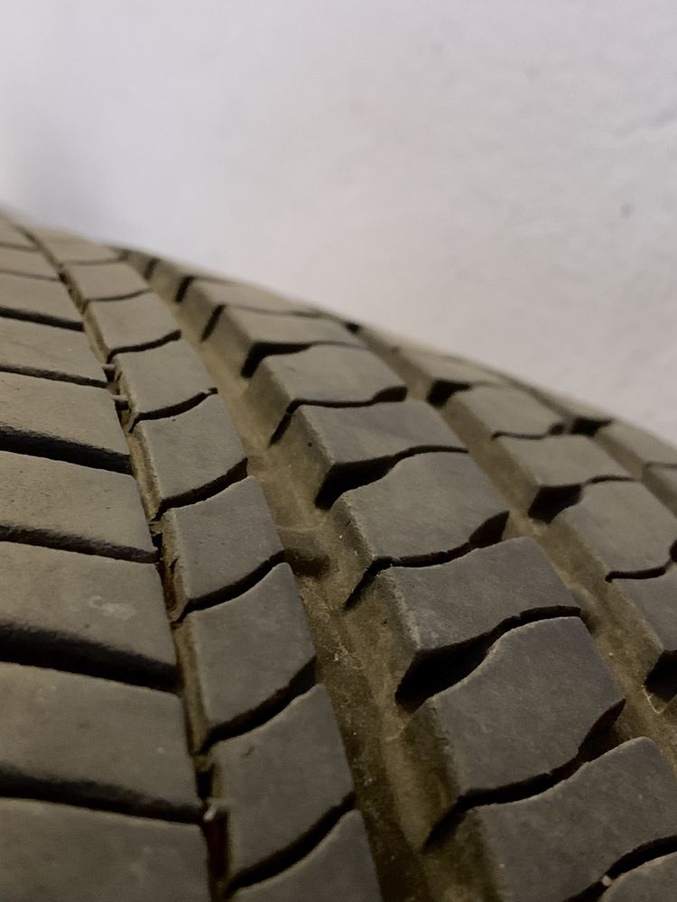 Opony całoroczne Firestone 215/55R16