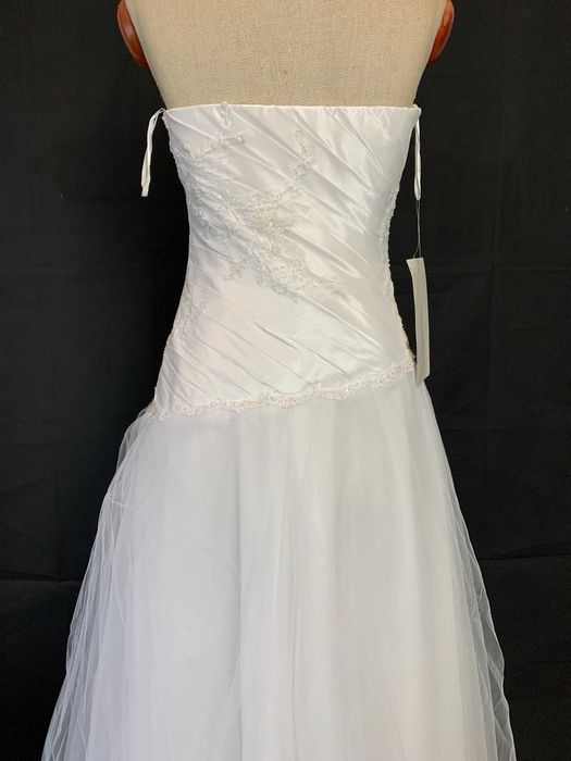 Nowa suknia ślubna z metką księżniczka tiulowa 38 M brokatowa halter