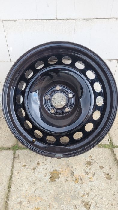 Felgi stalowe FORD VOLVO 5x108 17cali kuga mondeo plus kołpak