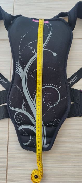 Ochraniacz pleców - kręgosłupa. Tzw. Żółwik firmy Arcore