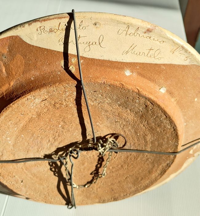 2 Pratos barro Redondo Adriano Martelo 43 cm