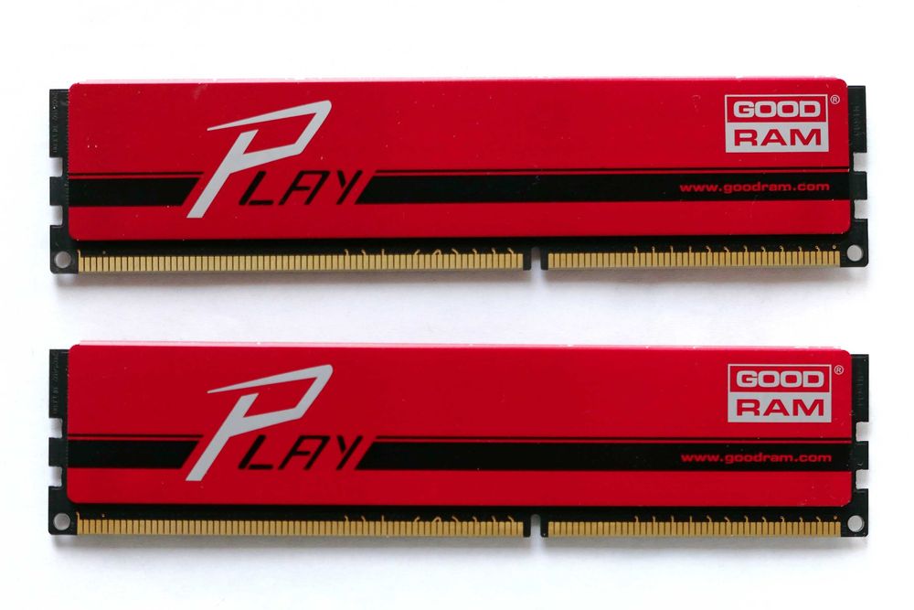 Оперативная память GoodRam DDR3 4Gb PC3 12800 DIM.  Два модуля по 4Gb