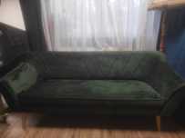 Sofa nierozkładana typu skandynawskiego