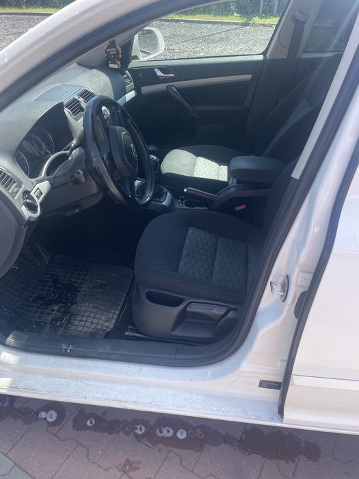 Skoda Octavia 2012 2.0tdi 140km CR Xenon uszkodzona UPG