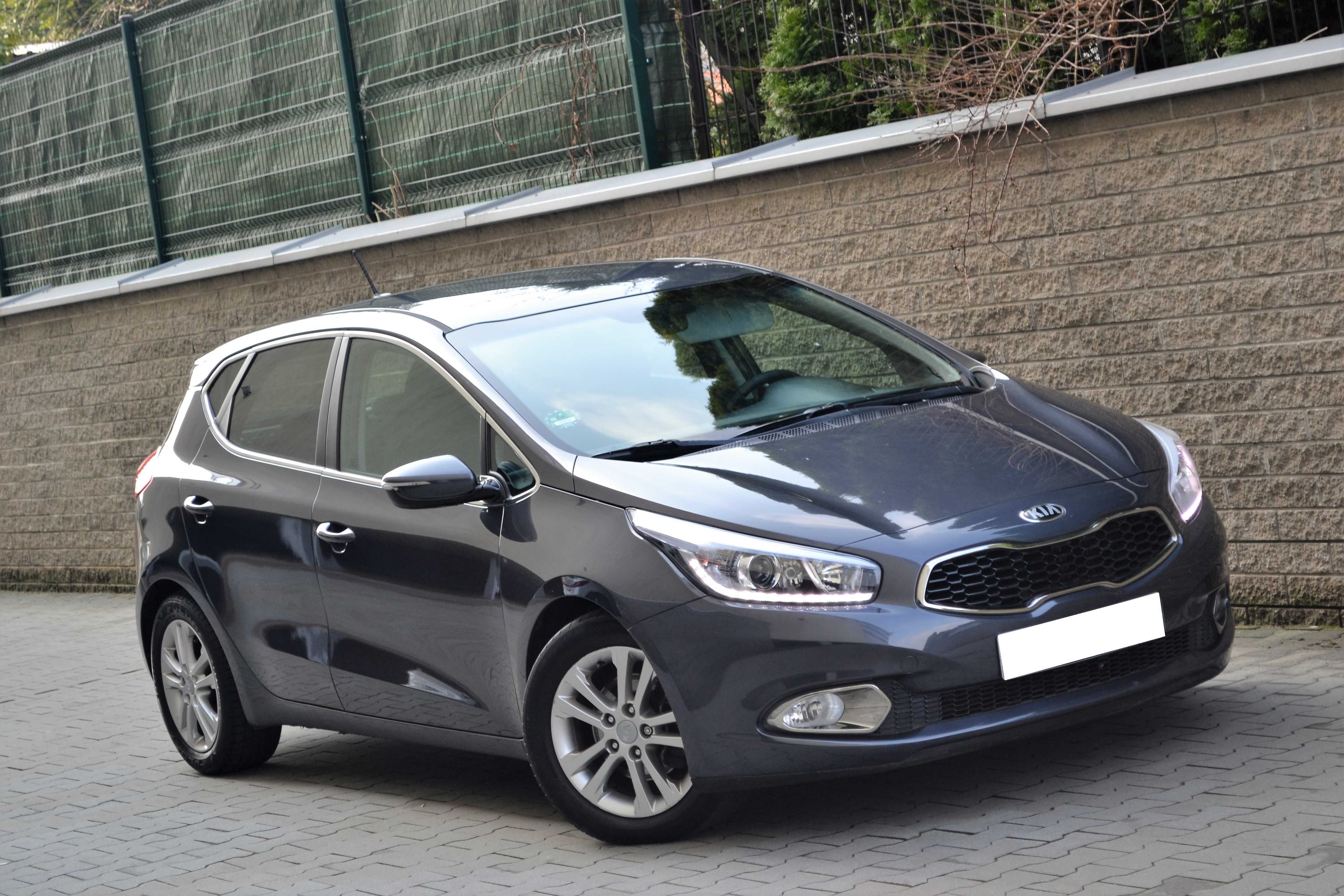 Kia Cee'd 1.6CRDI 110KM**Navi**Kamera cofania**LED**Climatronic