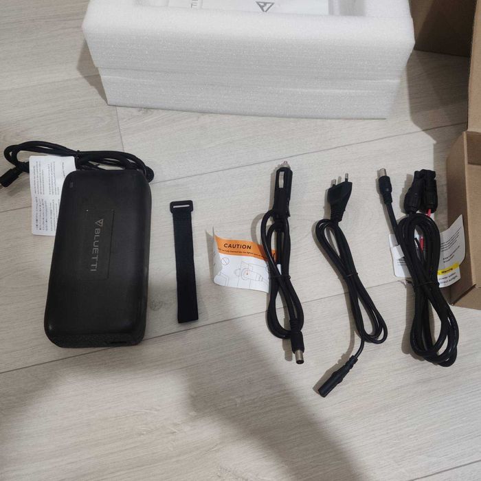 Зарядна станція EB70 BLUETTI PowerOak