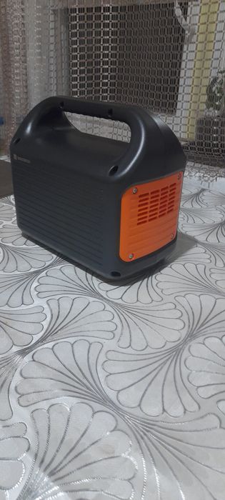 Станция зарядная Jackery 240 на 0.4 киловатт