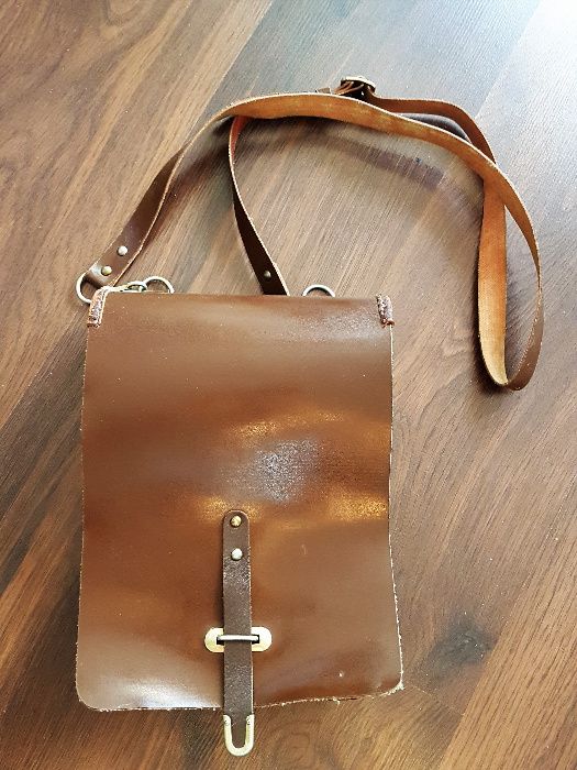 Oficerska wojskowa skórzana aktówka PRL lata 80