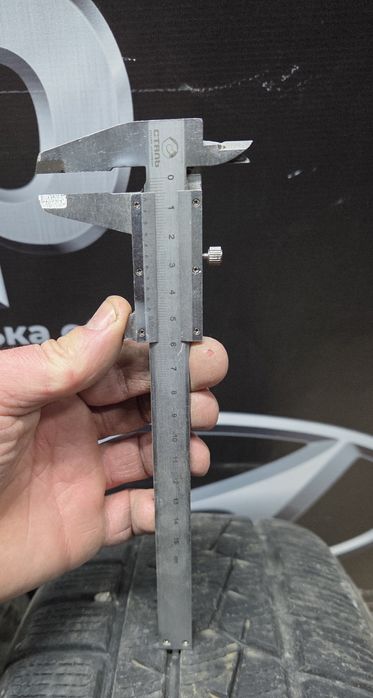 Шина шини зимові резина колеса 225 70 16