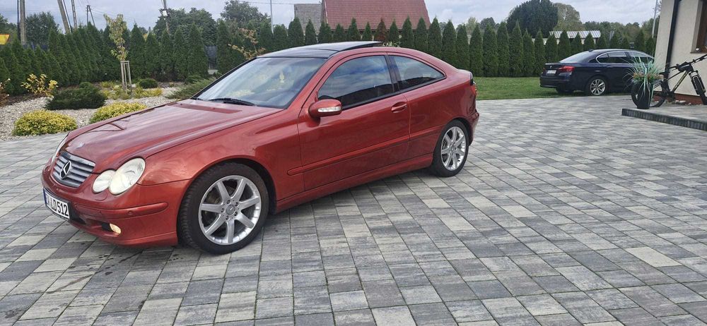 Mercedes-Benz Klasa C  Coupe  1.8 benzyna Automat