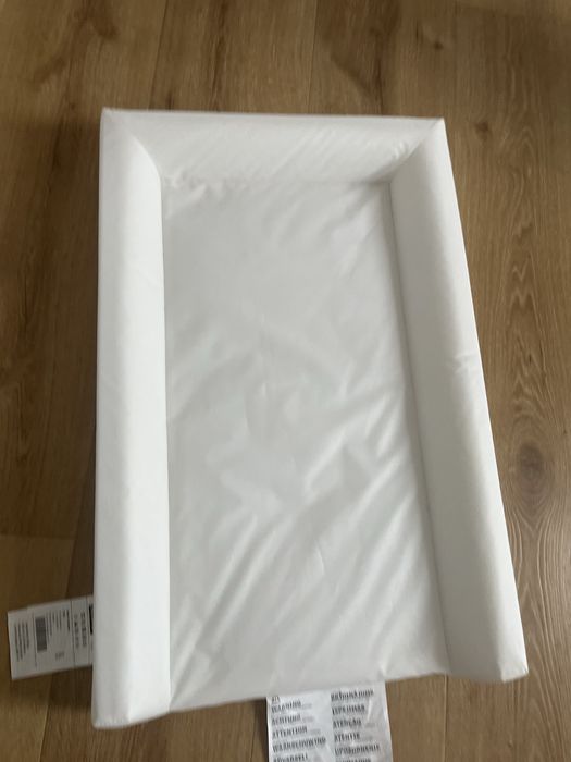 Przewijak dla niemowląt ikea