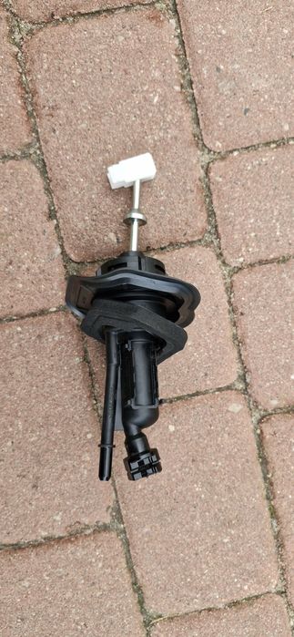 Pompka sprzegla ford kuga focus c-max