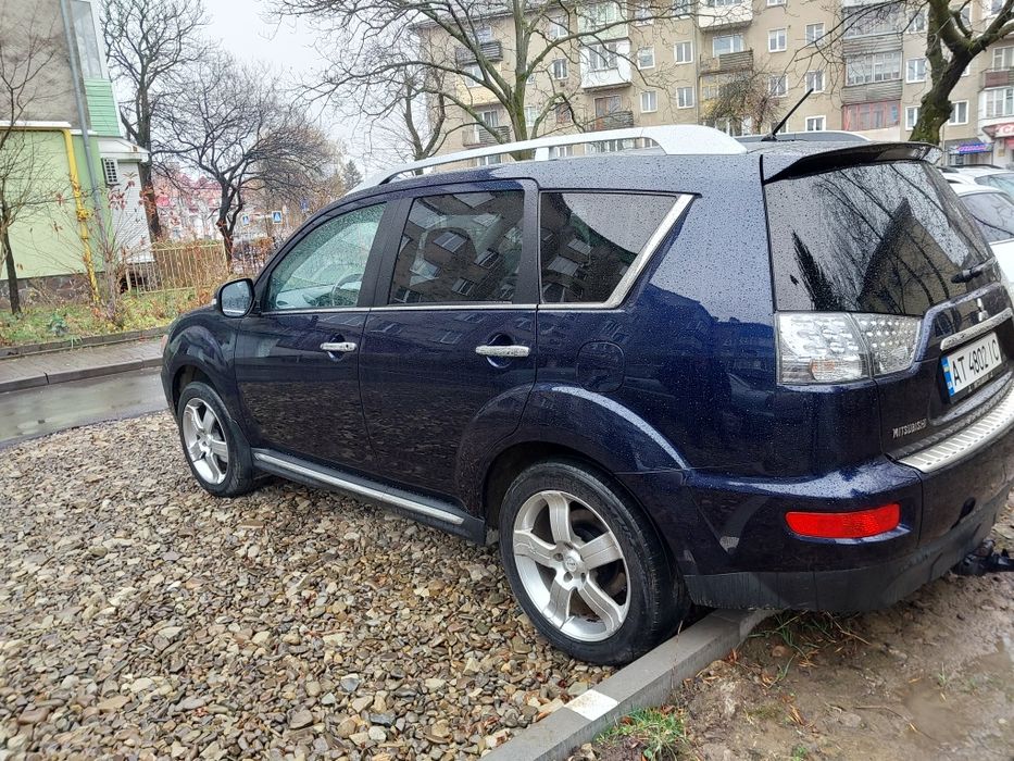 Продам авто аутлендер