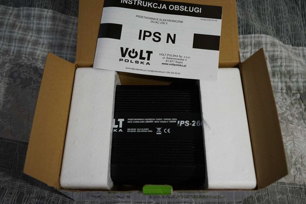 Volt IPS 2600N 12-230V  przetwornica samochodowa