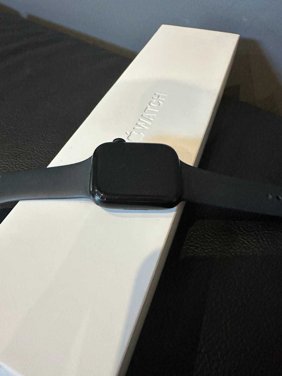 Apple Watch 8 gen 45mm Czarny Zegarek Midnight, kondycja 100% + folia