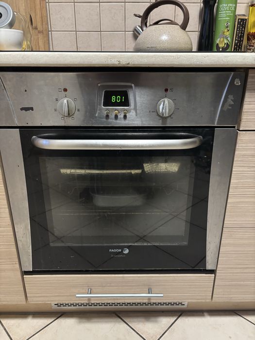 Sprzedam piekarnik do zabudowy 100% sprawny