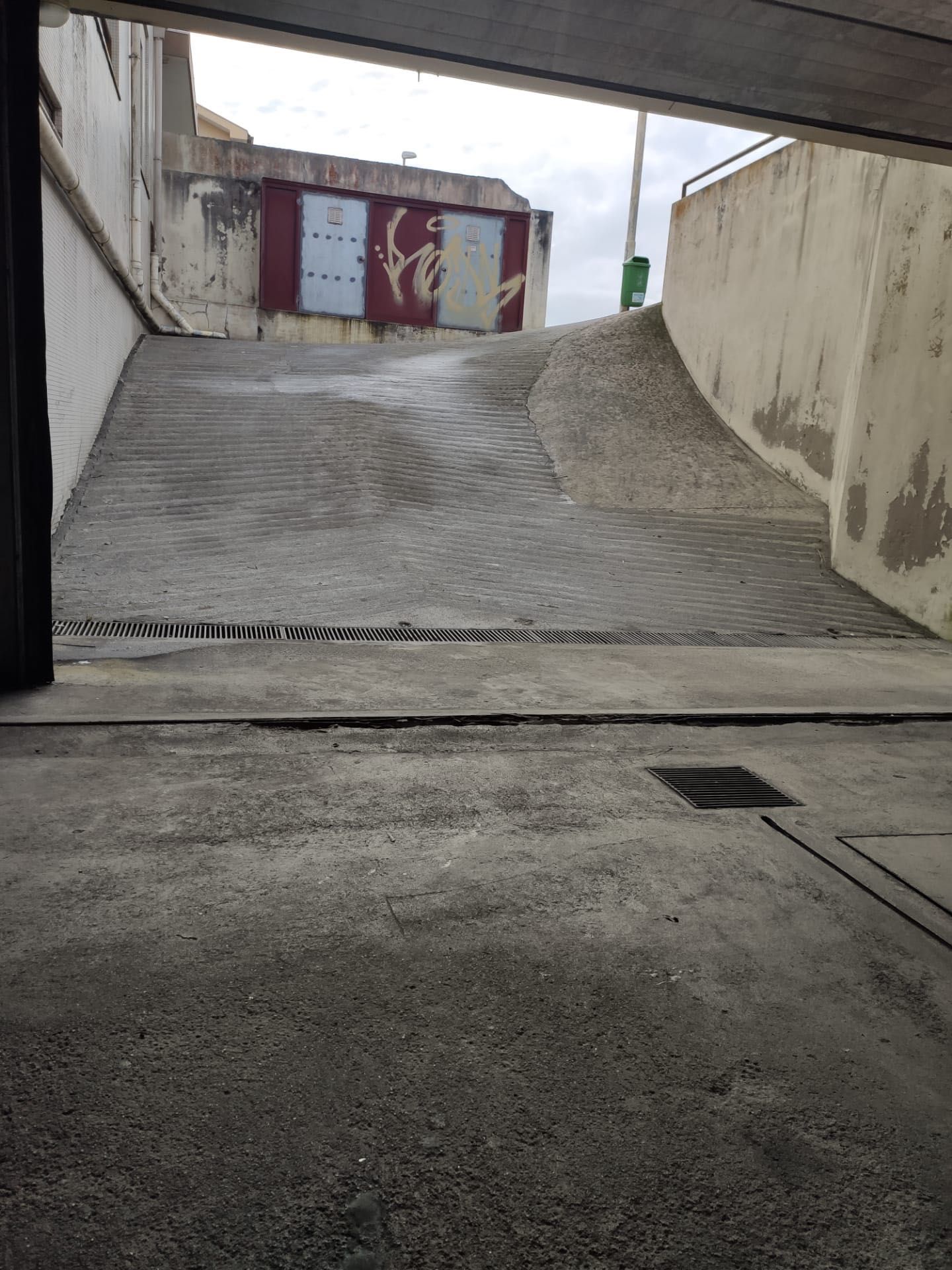 Vendo Garagem Fechada Vila do Conde