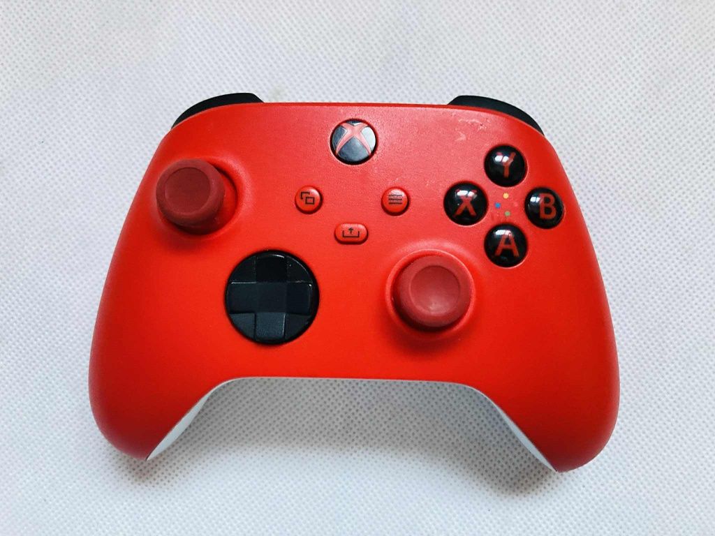 Oryginalny Pad Xbox Series / One 1914 Pulse Red