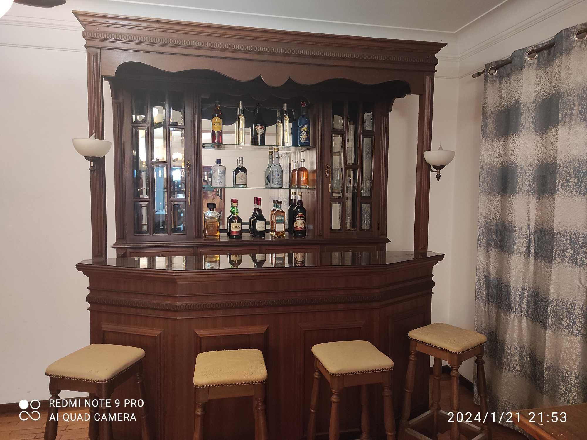 Bar para sala usado em bom estado