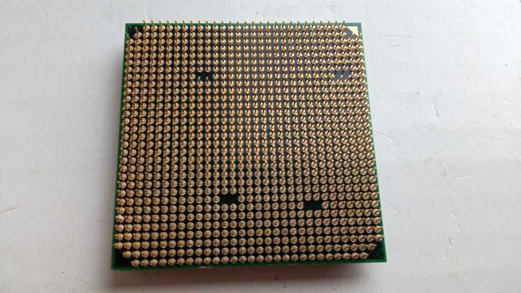 Процессор QuadCore AMD FX-4130, 3800 MHz , sAM3+, 125W !