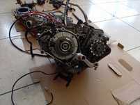 Motor YZF 250 em bom estado para peças