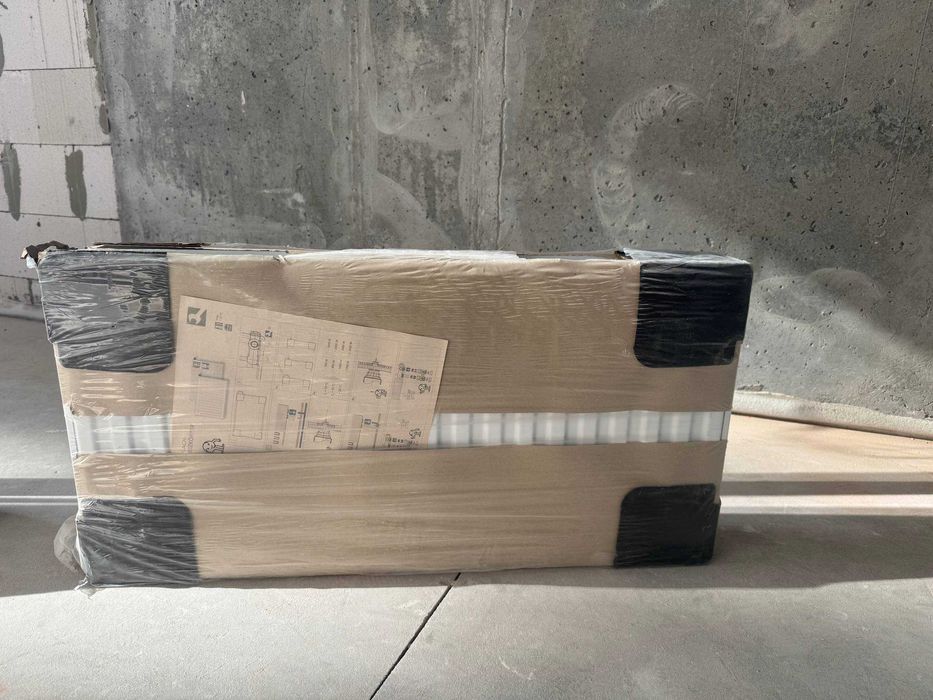 Сталевий радіатор Vogel & Noot G22 нижнє підключення