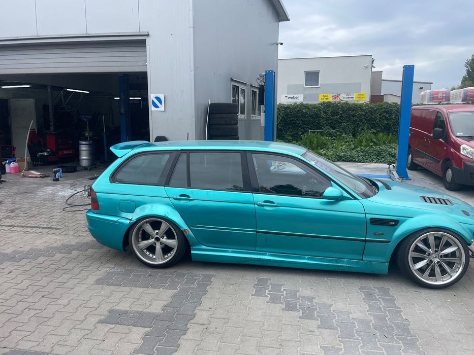 Spoiler spojler lotka na klapę szybę bmw e46 touring laminat