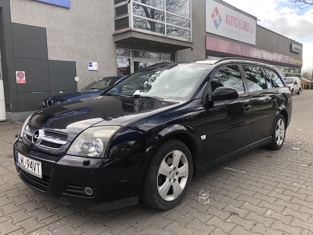 Opel Vectra 2.2b 2005 rok ksiazki Stan dbd