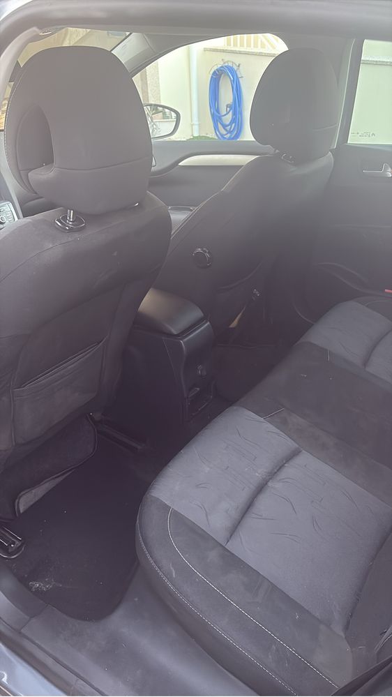 Citroen C4 com caixa automatica
