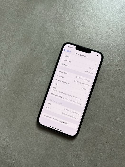 iPhone 14 256gb midnight