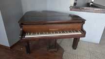Piano Monington & Weston