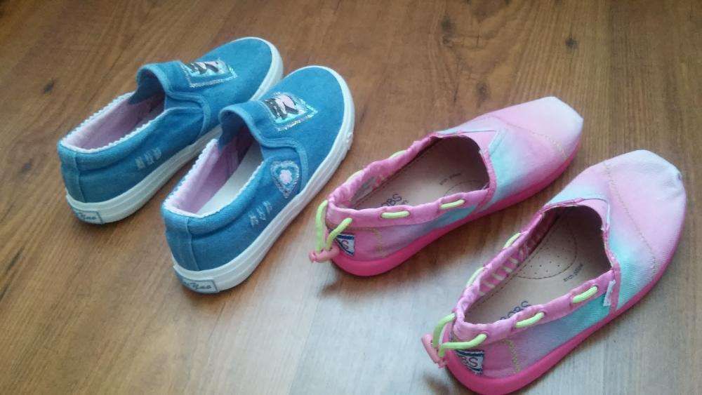 Calçado de menina - Alpercatas de ganga