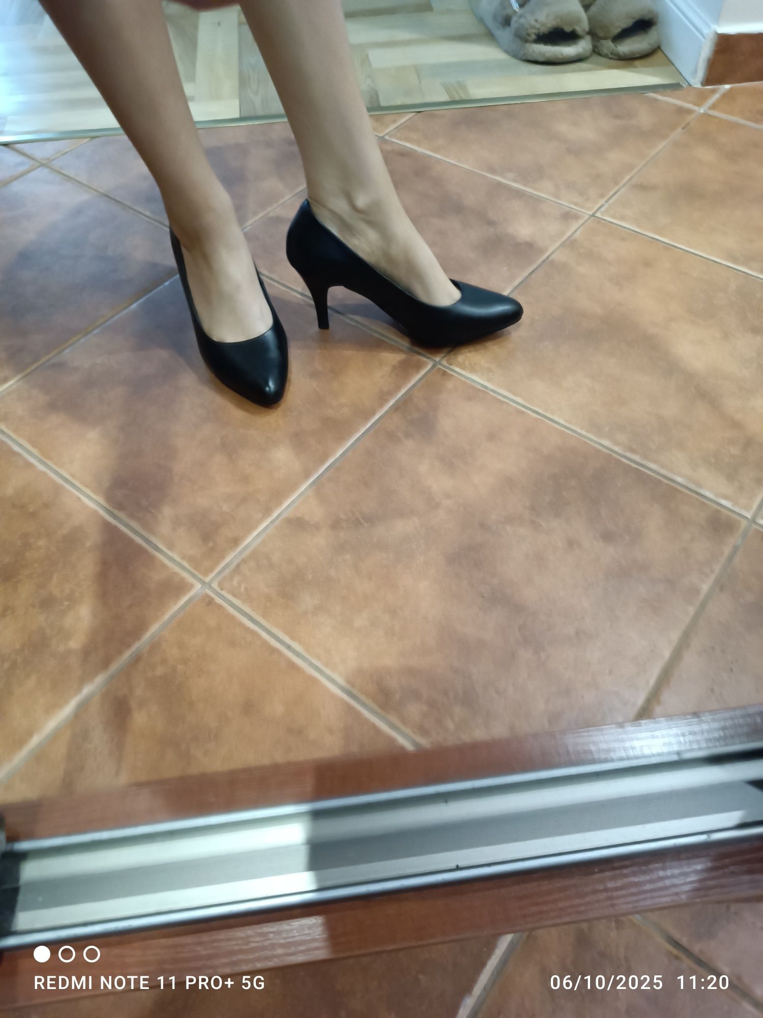 NOWE Buty damskie Lasocki, r 38